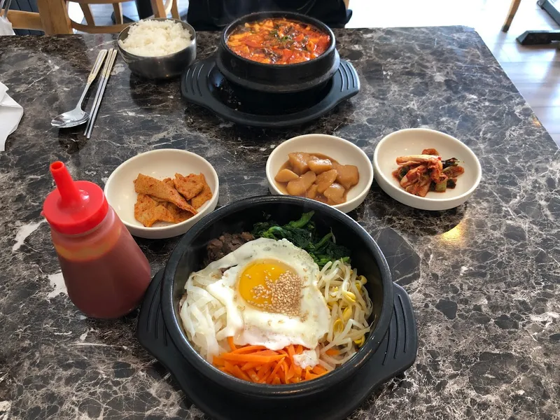 GOGIYA Korean Fried Chicken & Dolsot