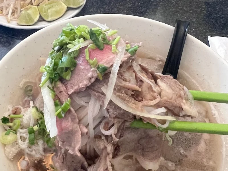 Pho 28 Curé-Labelle