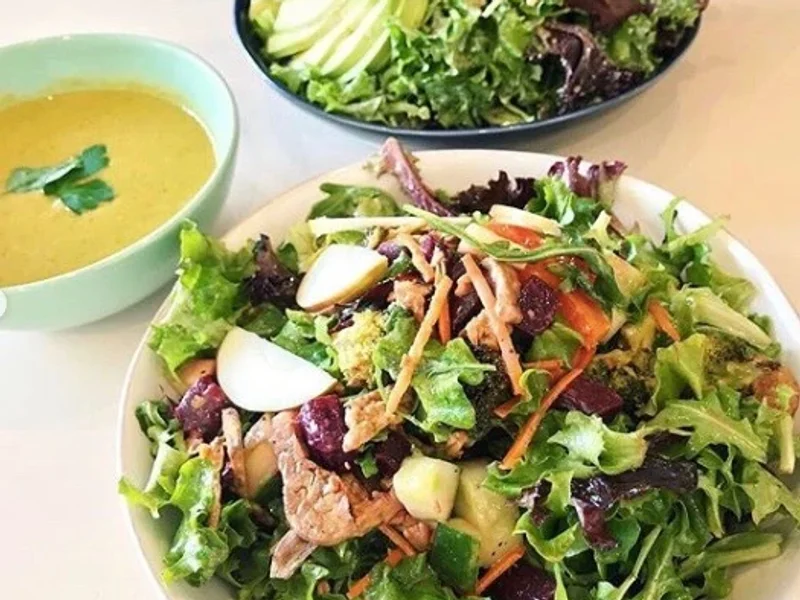 Lollo Salads & Coffee