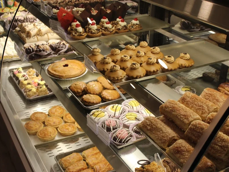 Dutch Bakery & Diner