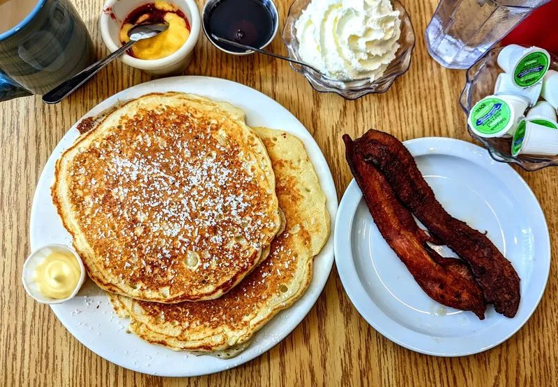 Floyd's Diner James Bay