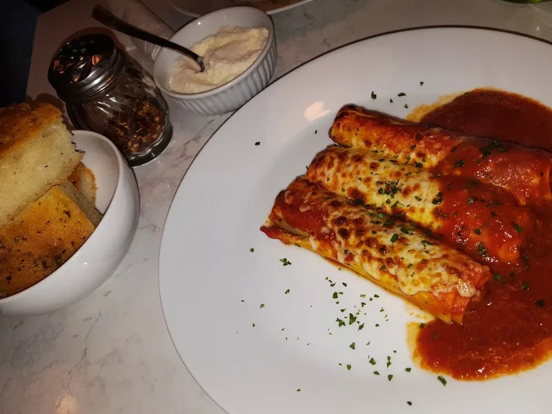 La Bottega Nicastro, ByWard Market