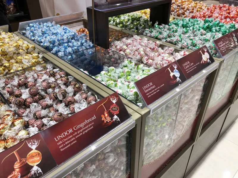 Lindt Chocolate Shop - Oshawa