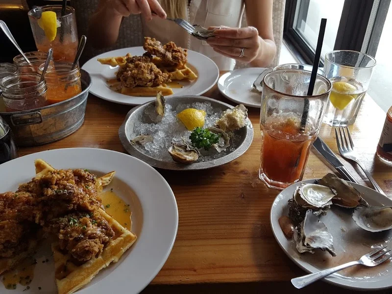 Chewies Smoke & Oyster Bar Kitsilano