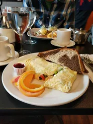 Best of 6 brunch in Fairview Vancouver