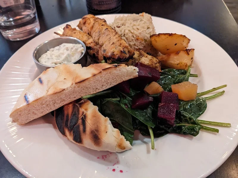 Four Olives Restaurant - Greek Restaurant