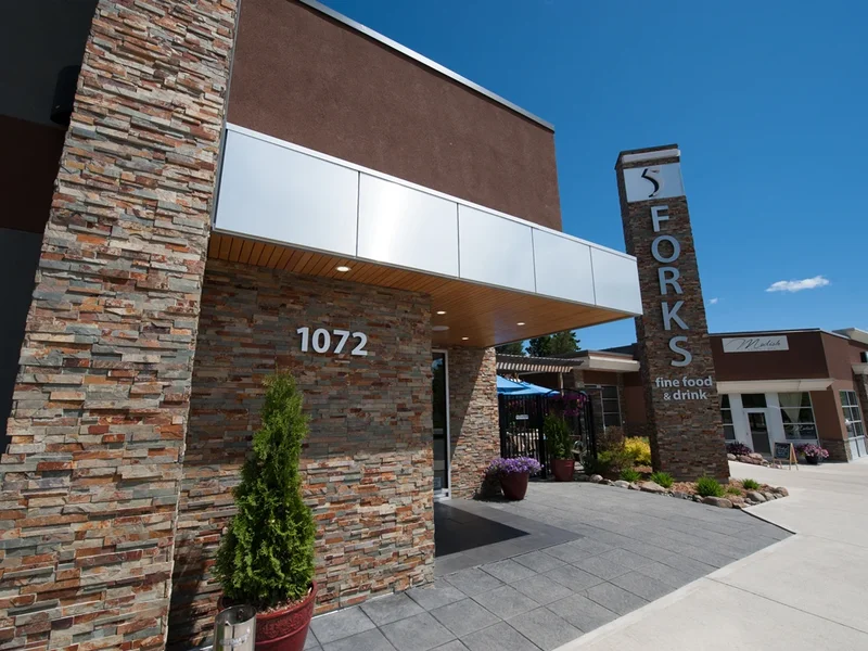 5 Forks Restaurant