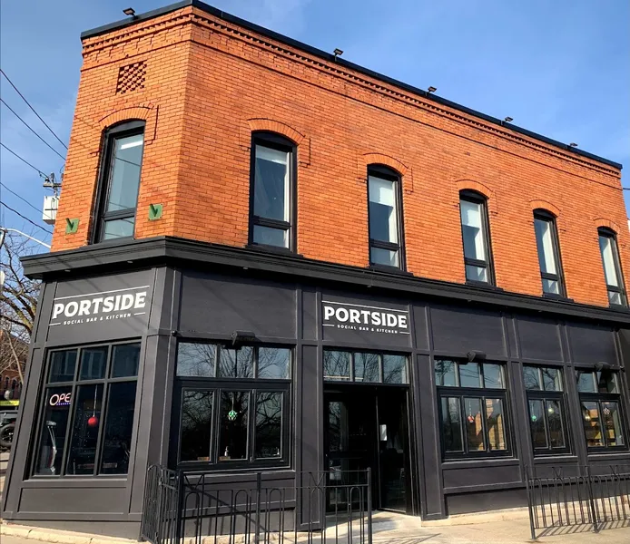 PORTSIDE Social Bar & Kitchen