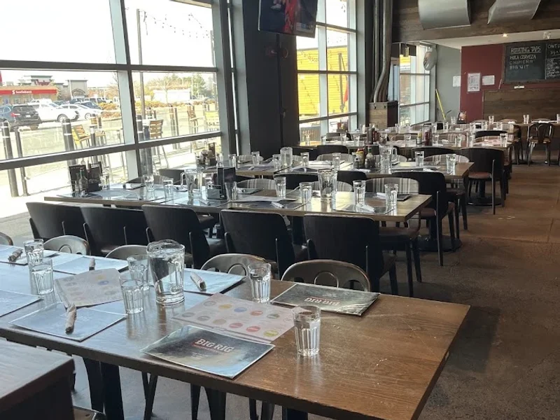 Big Rig Kitchen & Brewery - Ogilvie