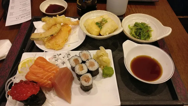 Sushi Den