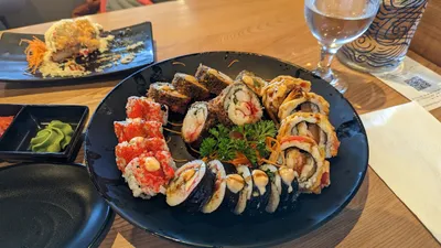 Best of 6 Japanese restaurants in Pierrefonds-Roxboro Quebec