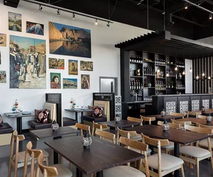 lunch restaurants in Surrey