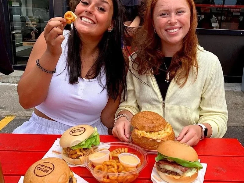 Allons Burger | Laval - Cure Labelle