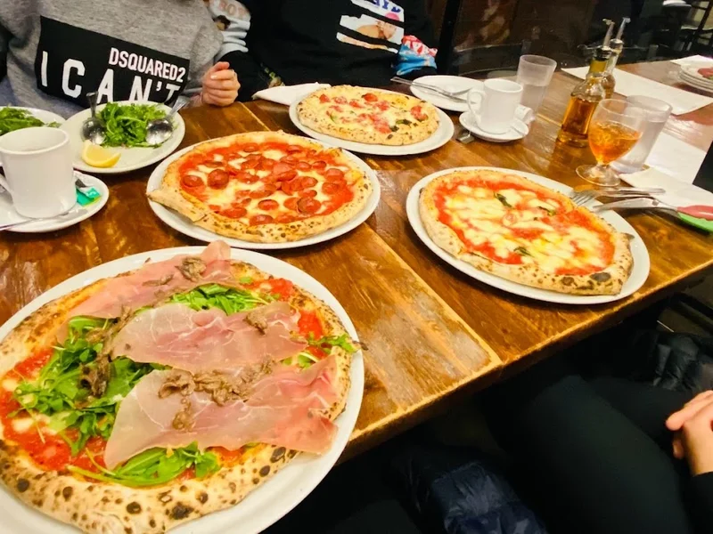 Via Tevere Pizzeria Victoria Drive