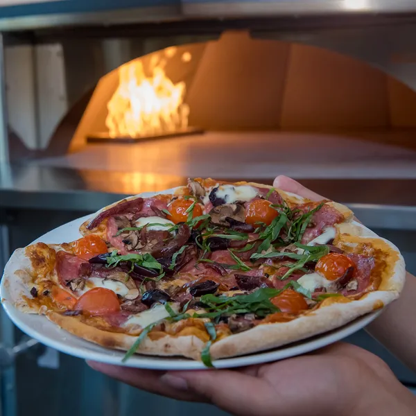 Rocky Mountain Flatbread, Main Street