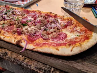 Top 33 pizza places in Mississauga