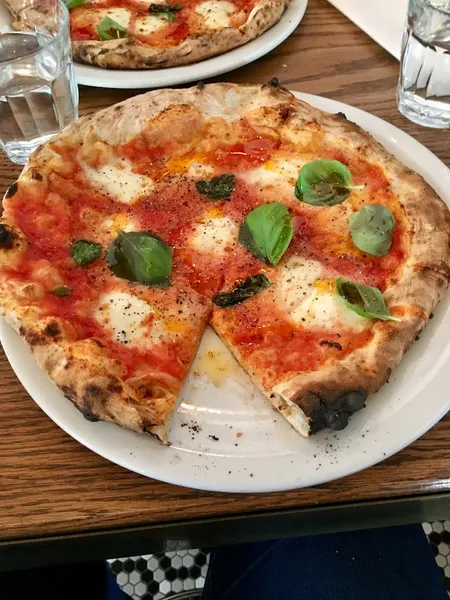 Pizzéria No 900 - Fleury, Montréal