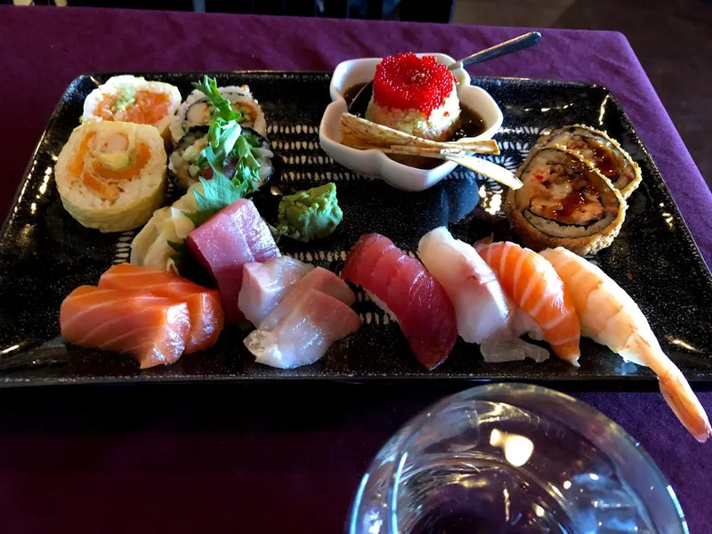 Katoreya Sushi Restaurant