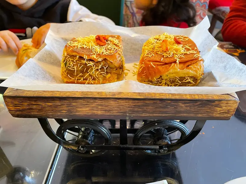 Vivaan's Yummies. Indian Street Food