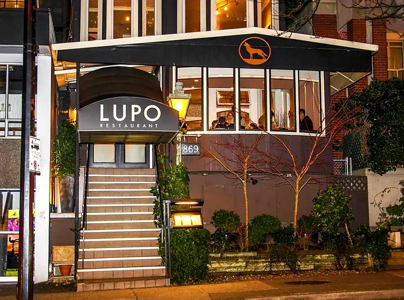 Lupo Restaurant & Vinoteca