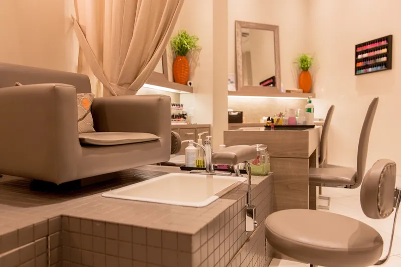 L'Attitudes Salon & Spa