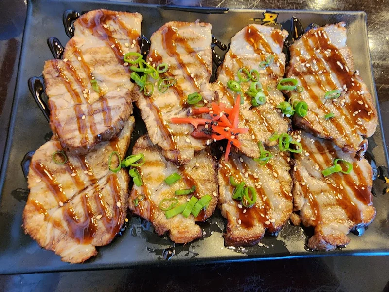 Brown Donkatsu & Ramen