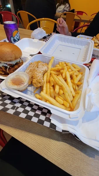 Chicken N Dough Express - Oshawa