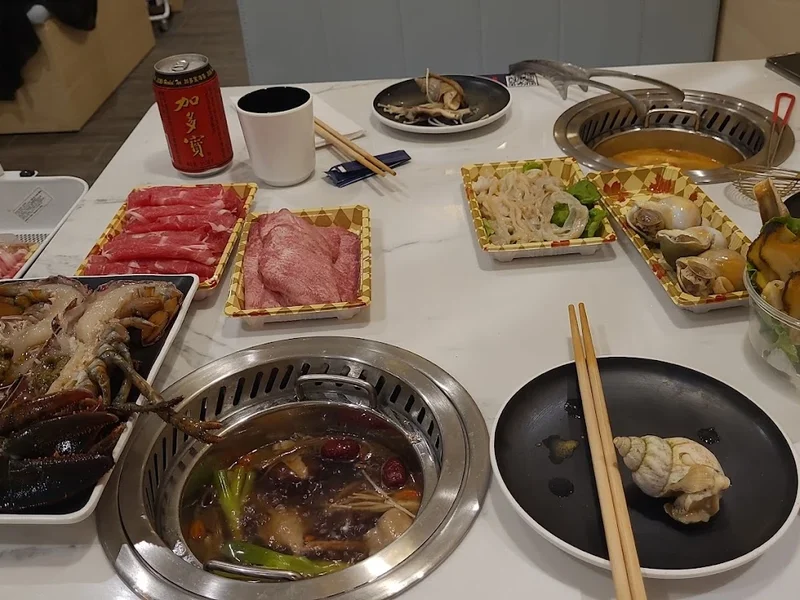 吃货部落新派火锅 。鱼市场 Gourmet Tribe