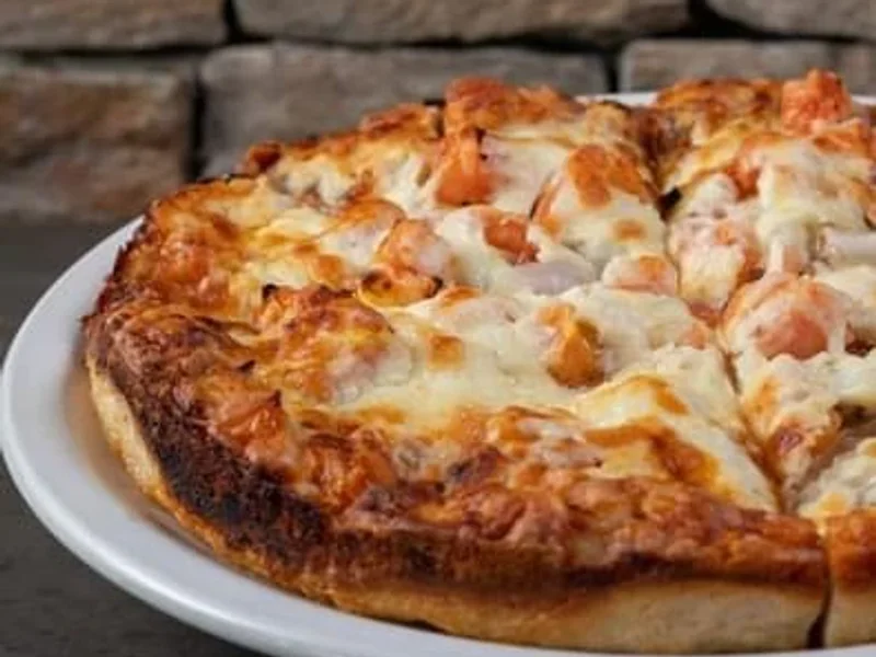 Royal Pizza Confederation Drive