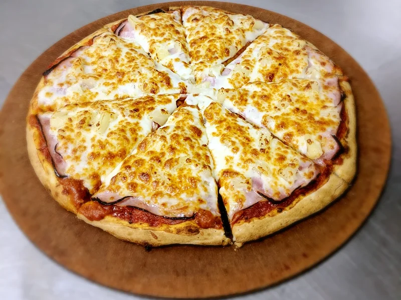 Santa Lucia Pizza Saskatoon East