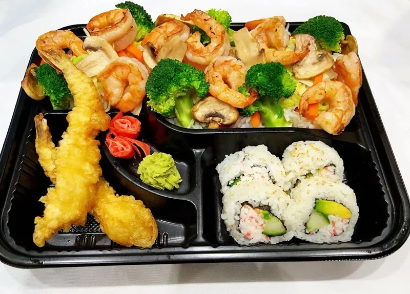 Umi Teriyaki & Sushi (Fairview Park Mall, Kitchener)