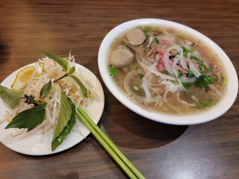 Pho Pad Thai (Markham location)