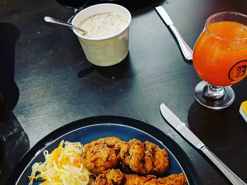 PUBLIC Kitchen & Bar