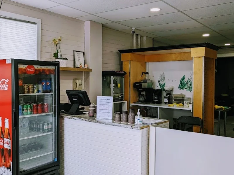 M & K Vietnamese Restaurant (Previous Dewdney Sub)