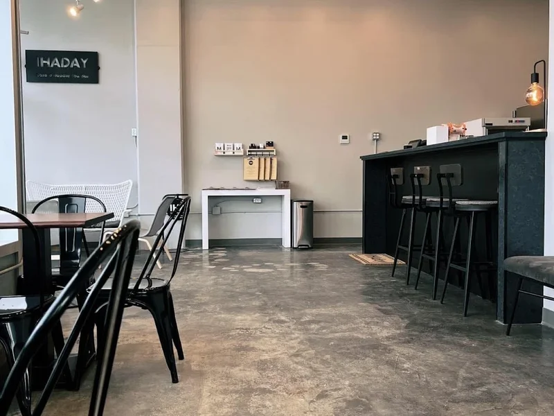 IHADay Bubble Tea Cafe