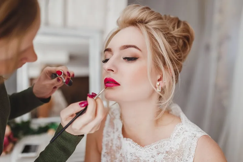 Beauty & Bride - Brautstyling