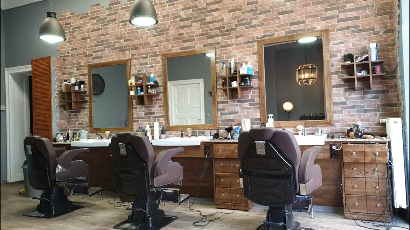 Barbershop Kirik Tarak