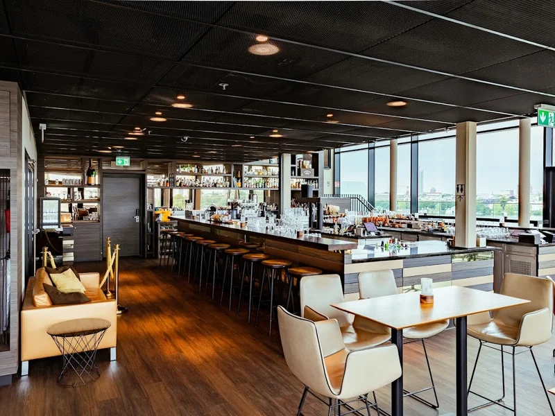 HERITAGE Rooftop Bar