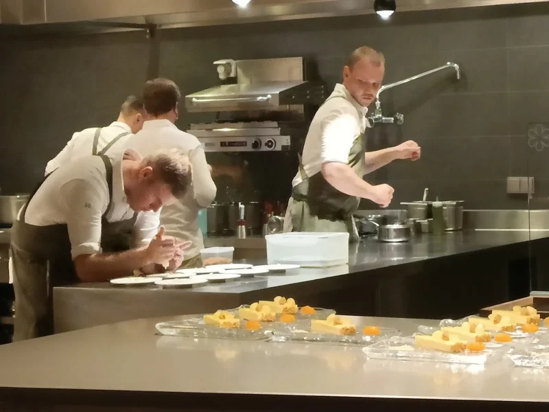 The Table Kevin Fehling