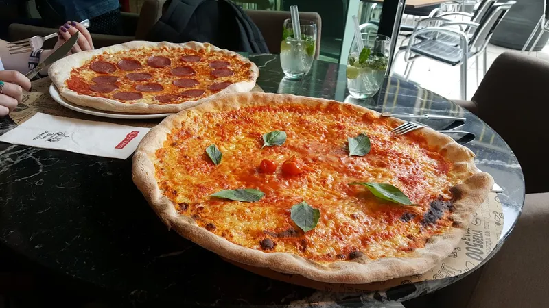 Pizzeria Al Volo