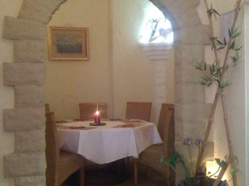 Loving Hut -VeganWelt, Asia-Restaurant