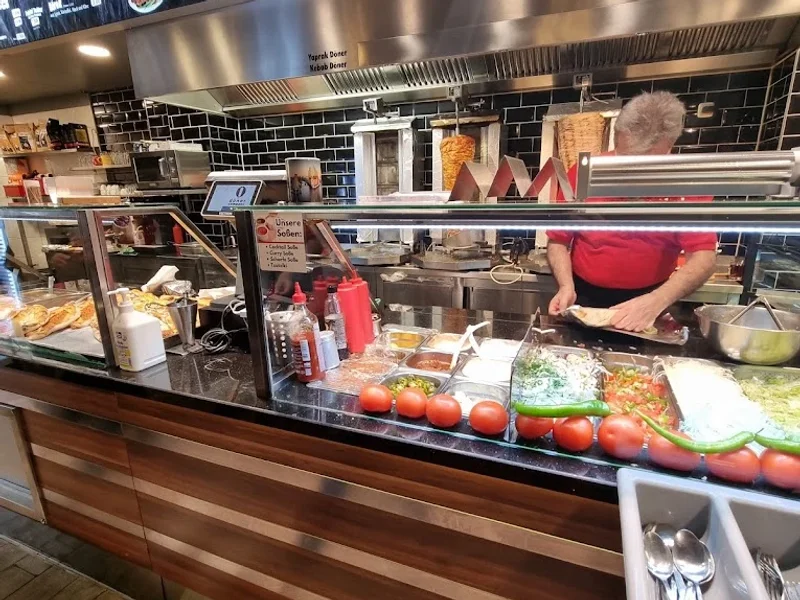 Döner & Getränkewelt