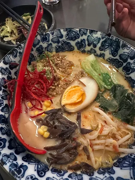 OISHI Ramen & Sushi Bar