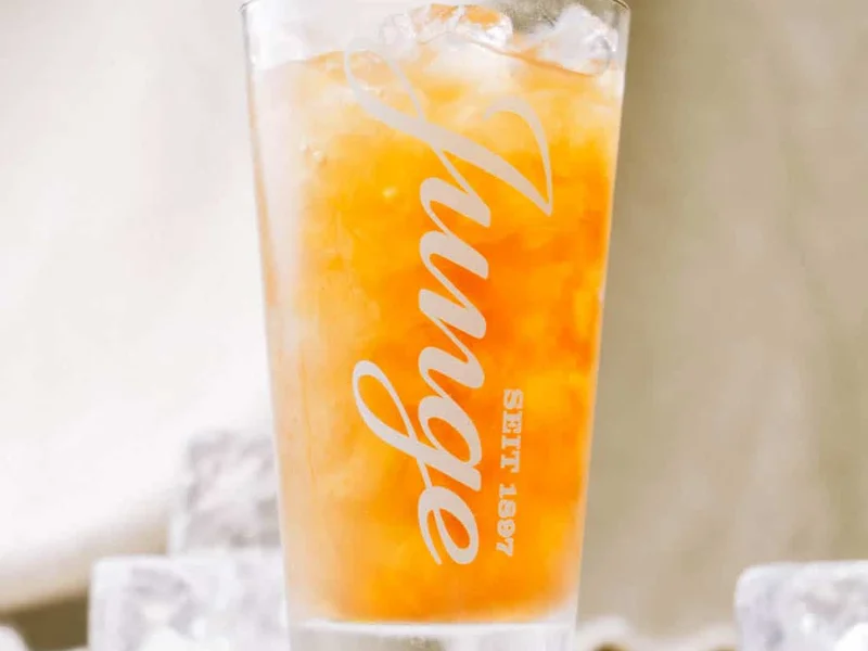 Junge Die Bäckerei. Bieberhaus