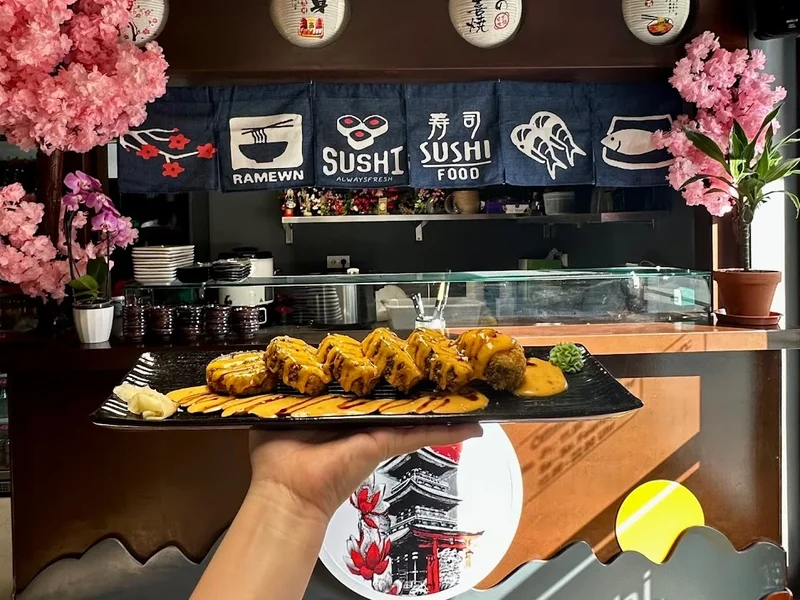 OISHI Ramen & Sushi Bar
