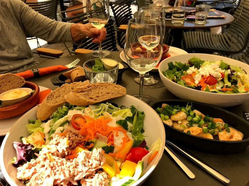 Café Karl, Günter und Marie