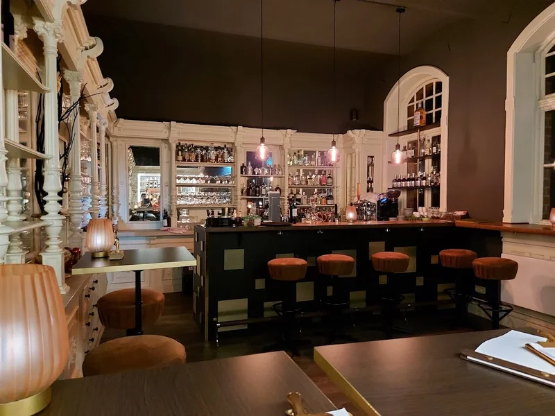 November Cafe Bar Restaurant