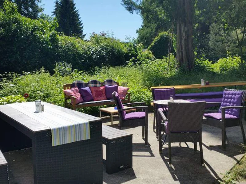 Elsa's Restaurant & Bar