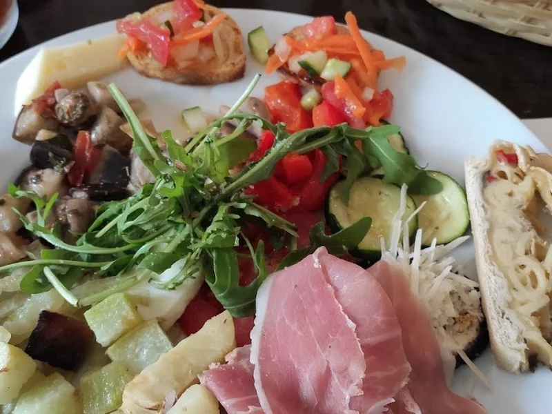 Café Bistro Casareccio