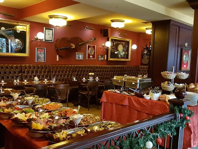 Café Oktober - Harburg